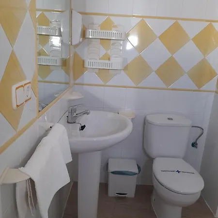 Hostel Casandra - Antiguo Valencianos Conil De La Frontera