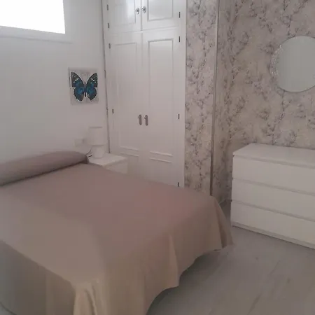 Casandra - Antiguo Valencianos Hostel Conil De La Frontera