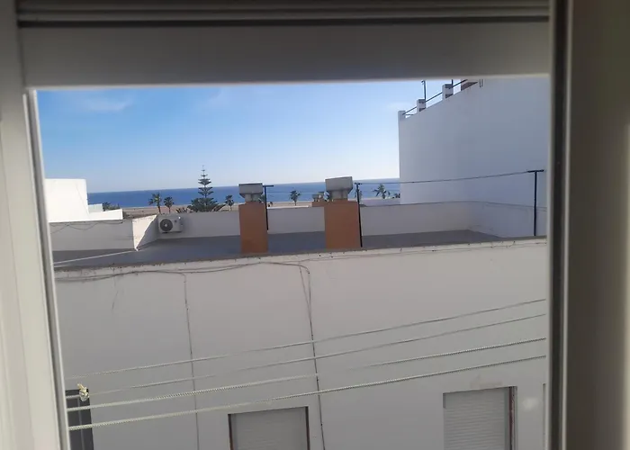 Casandra - Antiguo Valencianos Hostel Conil De La Frontera