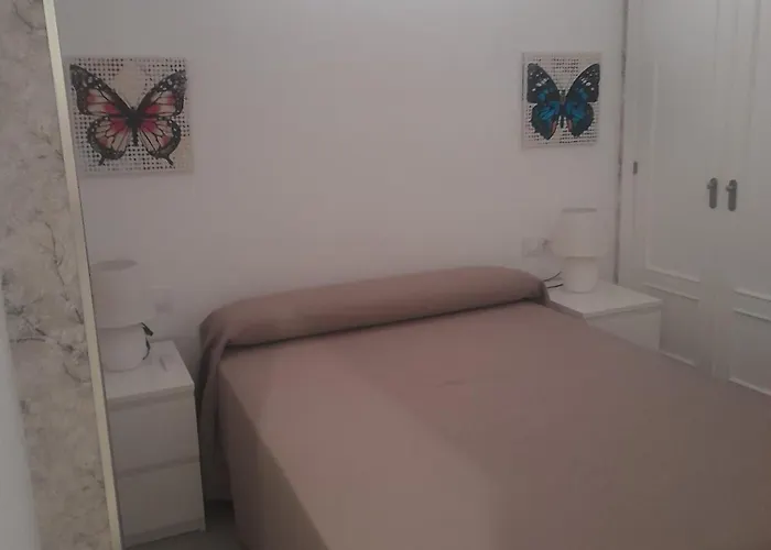 Casandra - Antiguo Valencianos Hostal *