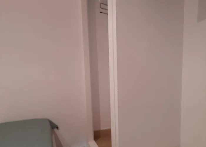 Casandra - Antiguo Valencianos Hostel