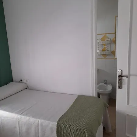 Hostel Casandra - Antiguo Valencianos Conil de la Frontera