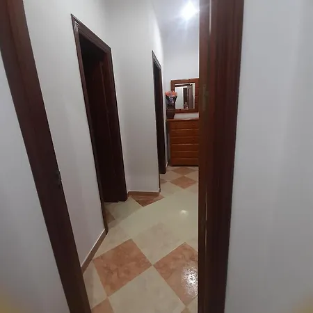 Casandra - Antiguo Valencianos Hostel Conil de la Frontera